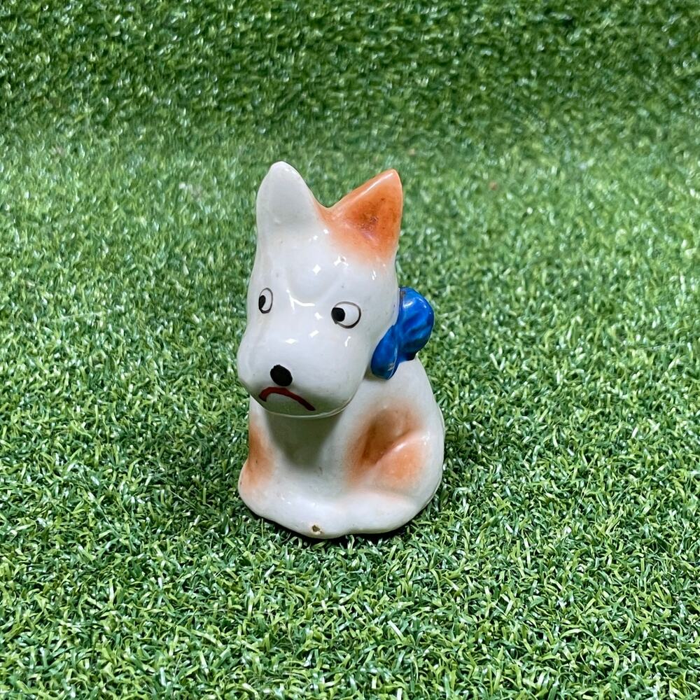 Vintage Hand Painted Ceramic Dog Figurine Salt Shaker Japan
